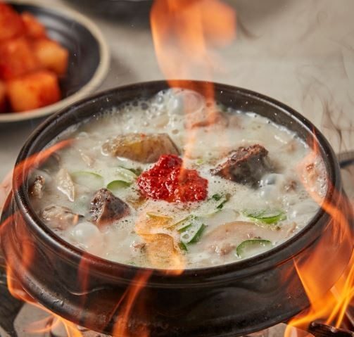 首尔东大门 韩式汤饭老字号 土豆脊骨汤/用餐券可选 2