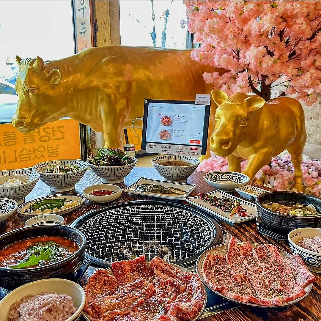 庆州·大陵苑附近 烤牛肋条+牛头肉汤 2